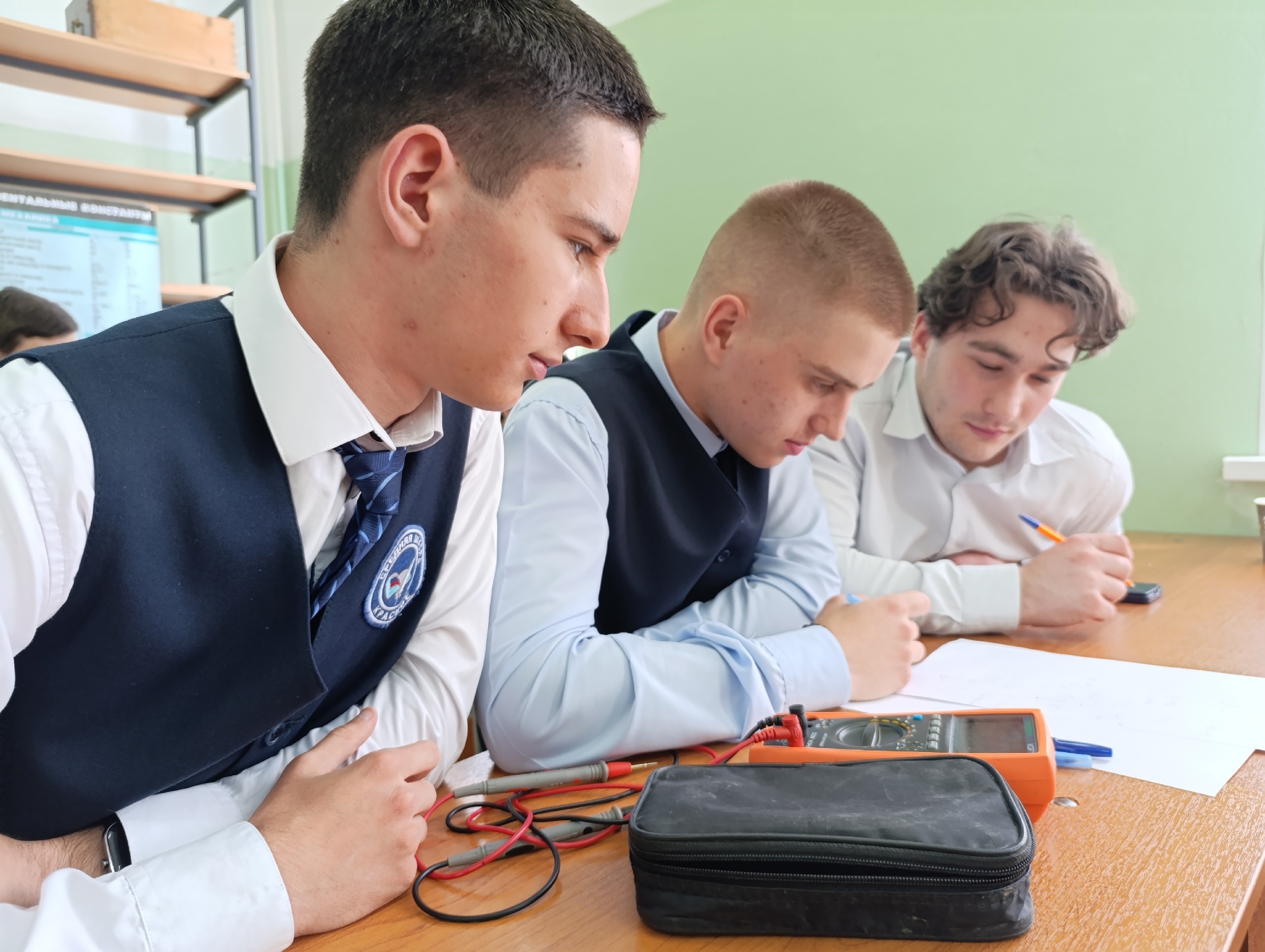 олимпиада по основам электротехники и электроники..